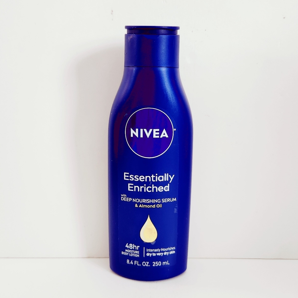 ⭐4/$15 NIVEA Essentially Enriched Body Lotion